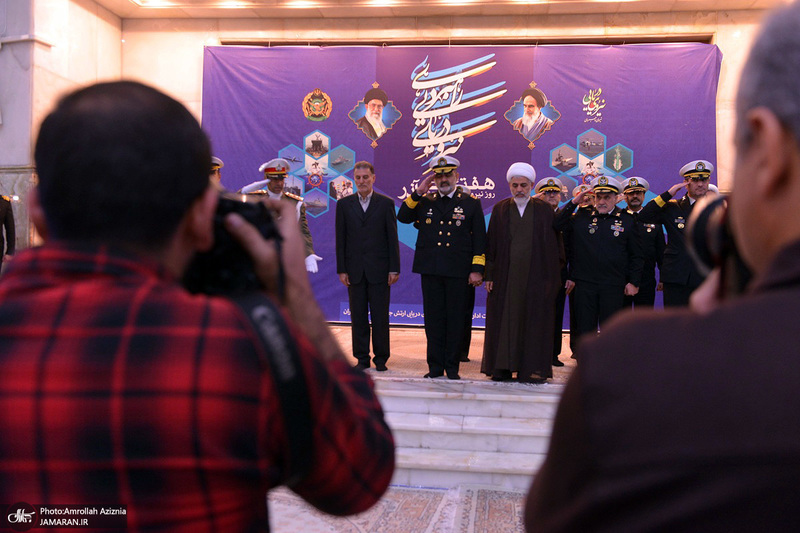 تجدید میثاق فرمانده و پرسنل نیروی دریایی ارتش جمهوری اسلامی ایران با آرمان‌های امام خمینی(س)