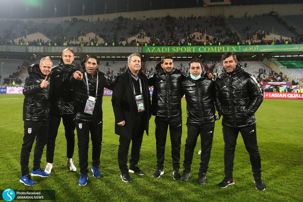 ویدیویی عجیب از رفتار کریم باقری در جشن صعود به جام جهانی