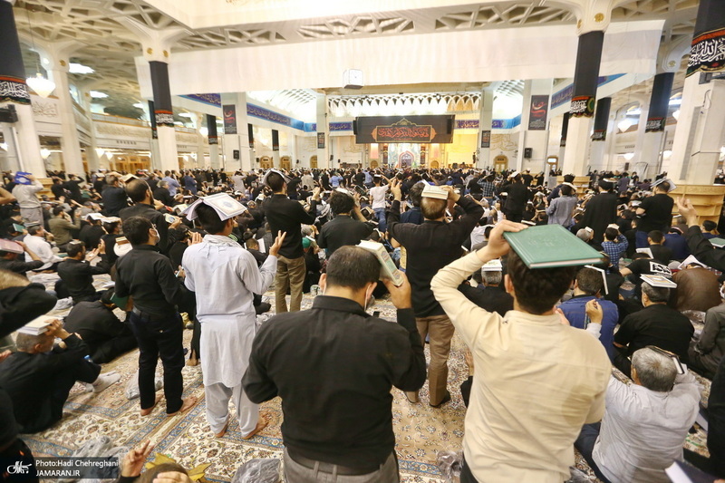 مراسم احیای شب بیست و یکم ماه رمضان در حرم مطهر حضرت معصومه (س)