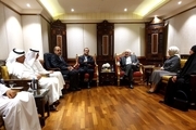 دیدار جمعی از اعضای انجمن دوستی ایران و کویت با ظریف