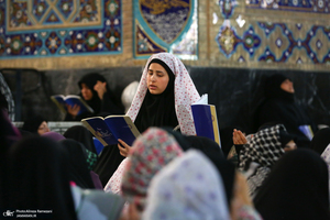 مراسم دعا و احیای شب بیست و یکم ماه رمضان در حرم امام رضا(ع)