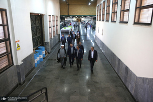 بازدید رئیس موسسه تنظیم و نشر آثار امام خمینی(س) از شرکت چاپ و نشر بانک ملی