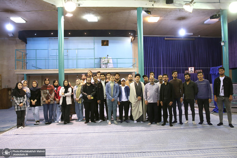 بازدید جمعی از دانشجویان عراقی و افغانستانی دانشگاه تهران جنوب از جماران