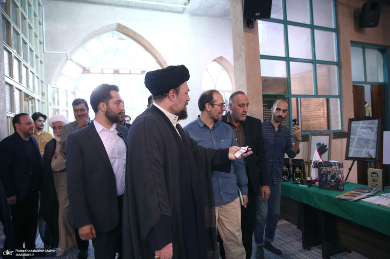 دیدار اعضای جبهه فرهنگی نقلاب اسلامی با سید حسن خمینی