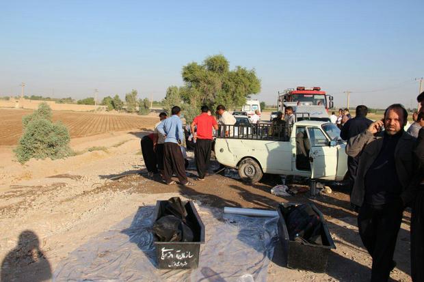 مرگ 2 کارگر افغان در حادثه سقوط وانت بار به کانال آب در دزفول