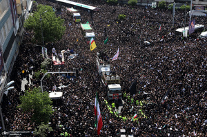 تشییع باشکوه پیکر رئیس جمهوری و یارانش در تهران- 5