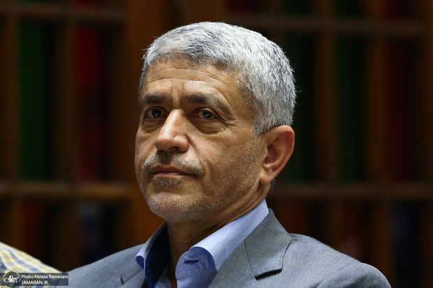 معاون پزشکیان: برای انتخاب وزیر اقتصاد چند لیست به رئیس‌جمهور پیشنهاد شد که گزینه اول طیب‌نیا بود/ بعد از تایید رئیس‌جمهور با فرد انتخاب شده صحبت می‌شود