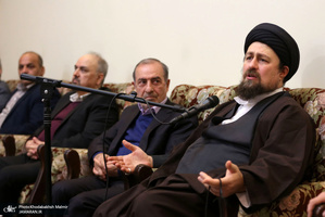 دیدار مسئولین دبیرخانه شورای عالی استانها باسید حسن خمینی