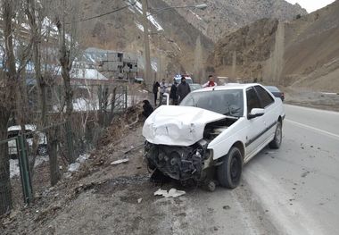 حادثه رانندگی در جاده کرج - چالوس چهار مصدوم  برجا گذاشت