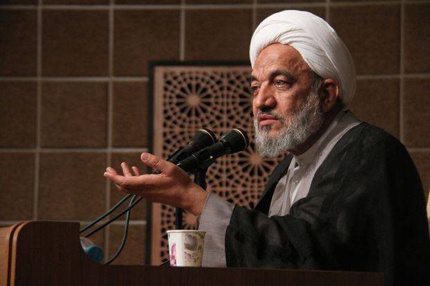 آقاتهرانی: اگر گزینه قوی انقلابی وارد عرصه کنیم بدون شک توسط مردم برگزیده می‌شود