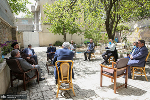 دیدار دبیر کل و اعضای شورای مرکزی حزب اعتماد ملی با سید حسن خمینی