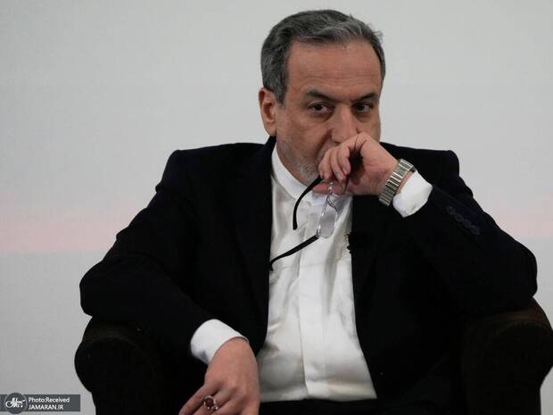 عراقچی خطاب به مکرون: دیگر برای فرافکنی دیر شده است / انتقاد از مواضع رئیس‌جمهور فرانسه درباره ناآرامی‌ها