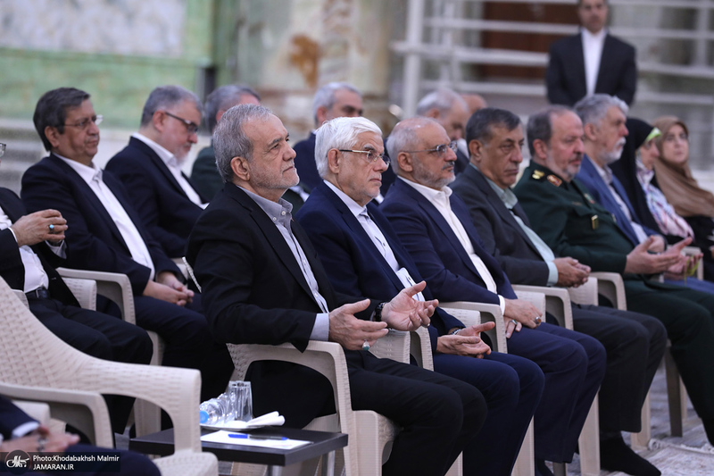 تجدید میثاق رئیس‌جمهور و اعضای دولت با آرمان‌های حضرت امام خمینی -2