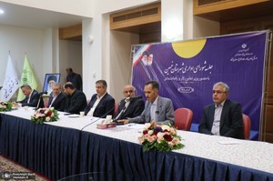 حضور وزیر کار در بیت تاریخی امام در خمین