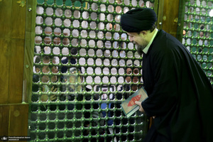 تجدیدمیثاق رئیس و جمعی از کارکنان بنیاد مستضعفان با امام راحل