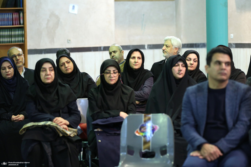 دیدار مدیر عامل ایرنا با جمعی از مدیران با سید حسن خمینی