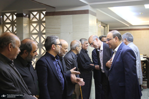 مجلس بزرگداشت خواهر هادی خانیکی