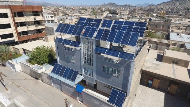 خانواده‌ها با ایجاد نیروگاه‌های خورشیدی خانگی به اقتصاد خانوار و اقتصاد ملی کمک کنند
