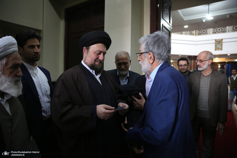 تجدید میثاق رئیس و جمعی از اعضای مجمع تشخیص مصلحت نظام با آرمان‌های امام خمینی (س)-2