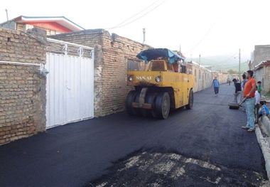 معابر ۱۸ روستای آوج آسفالت و بهسازی شد