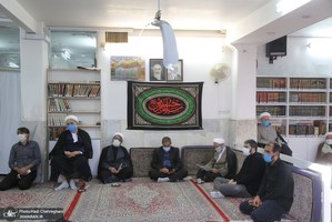 حضور مراجع و علما در بیت آیت الله العظمی صانعی(ره)-2