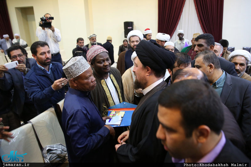 دیدار جمعی از میهمانان کنفرانس وحدت اسلامی با سید حسن خمینی