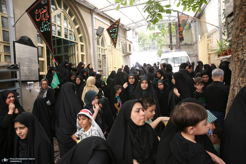 همایش جهانی سه ساله های حسینی در حسینیه جماران -2