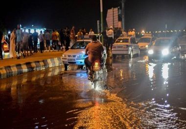 برخی معابر شهر قزوین دچار آبگرفتگی شدند