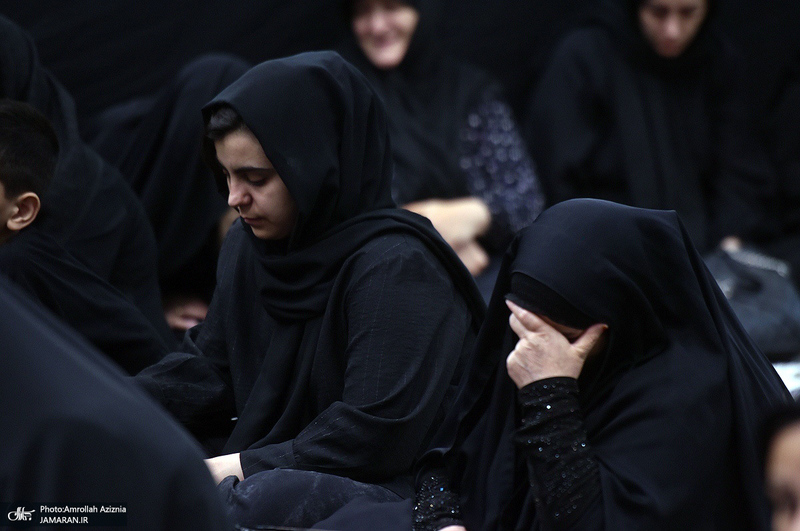 سومین شب عزاداری حضرت اباعبدالله الحسین (ع) در حرم امام خمینی