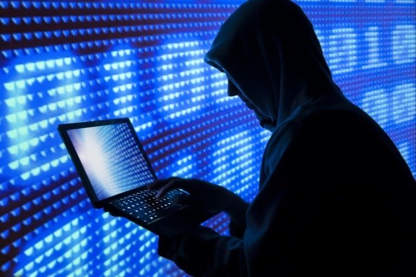 برخورد با بازار سیاه سؤالات نهایی در دستورکار پلیس فتاست
