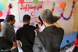 بازدید گردشگران نوروزی از بیت تاریخی حضرت امام در خمین