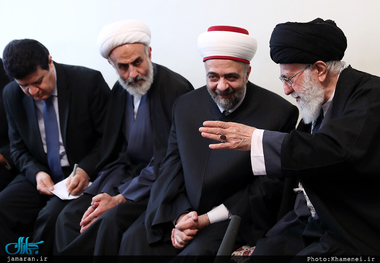 رهبر معظم انقلاب: اگر سران کشورها و ملت‌های منطقه تصمیم قاطع بر مقاومت بگیرند، دشمن هیچ غلطی نمی‌تواند بکند/ به زودی در قدس نماز جماعت خواهید خواند