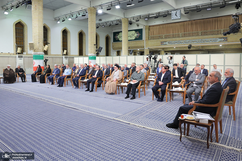 دیدار رئیس‌جمهور و اعضای هیئت دولت با رهبر معظم انقلاب