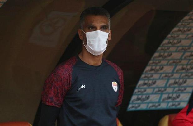 هاشمی‌نسب: بی انصافی است که بگویند تیم ما وقت تلف کرد/ دست از صحبت درباره نیمکت فولاد بردارید!