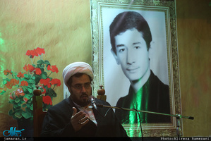 وداع با پیکر مطهر شهید امیر‌سعید قاسمی در امامزاده صالح(ع) فرحزاد 