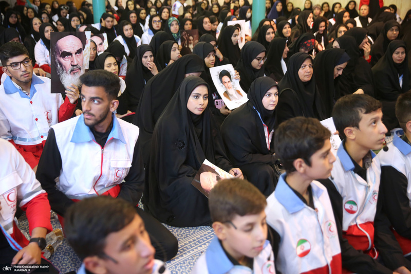 تجدید میثاق جوانان هلال احمر با آرمان‌های امام راحل