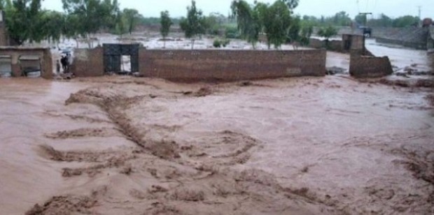 راه 12 روستای راز و جرگلان بسته شد