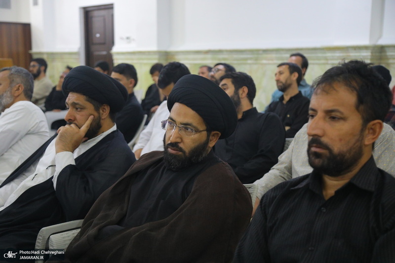 نشست «قرآن و عترت، محور اتحاد مسلمانان در اندیشه امام خمینی(س)» به زبان اردو