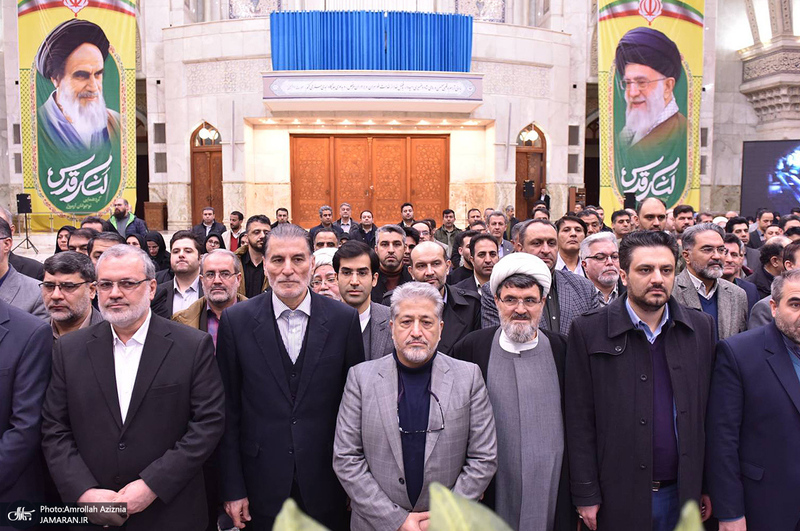 تجدید میثاق رئیس و جمعی از معاونان دانشگاه آزاد اسلامی با آرمان های امام خمینی (س)