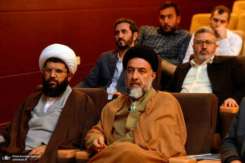 همایش دست اندرکاران کنگره ملی سرداران و 12000 شهید استان تهران در حرم امام خمینی