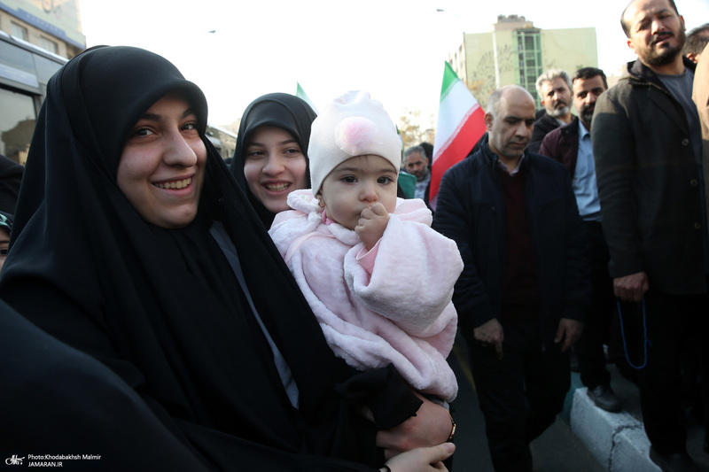 حضور سید حسن خمینی در اجتماع بزرگ مردم تهران