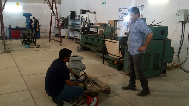 مهندسان جوان ایرانی با خودکفایی تحریم ها را بی اثر کردند