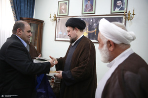 دیدار مدیر و معاونین روزنامه اطلاعات با سید حسن خمینی