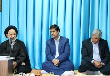 تمهیداتی برای فروش محصولات عشایر اندیشیده شود