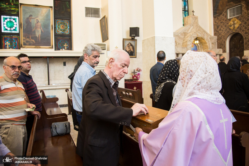 مراسم بزرگداشت امام خمینی(س) در کلیسای «سرکیس مقدس»