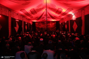 دسته عزاداری شهادت امام عسکری (ع) با حضور آیت‌الله العظمی وحید خراسانی