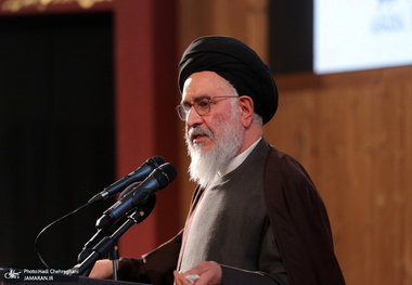 آیت الله محقق داماد: مرگ جانسوز مهسا امینی موجب جریحه دارشدن قلوب مردم ایران شد/ مظهر کامل معروف نقد قدرت حاکمه است نه دخالت در حریم خصوصی شهروندان و منحرف ساختن افکار عمومی