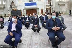 تجدید میثاق رئیس و اعضای دوره جدید شورای اسلامی شهر تهران با آرمان های امام خمینی(س)