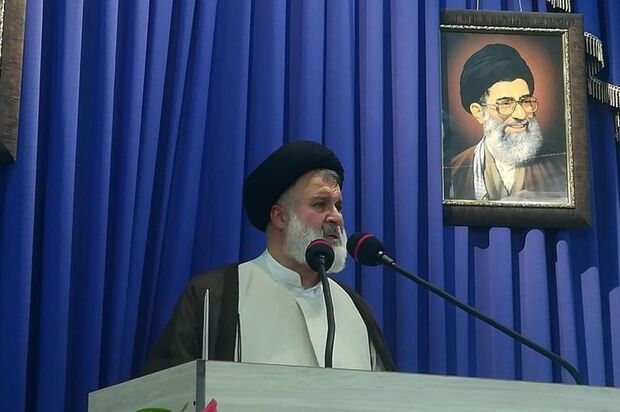 تفکر و مکتب فاطمی در جامعه تقویت شود