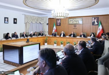 هیئت دولت از مجوز راهبردی رهبری تقدیر کرد/ عراقچی در مورد مذاکرات گزارش داد